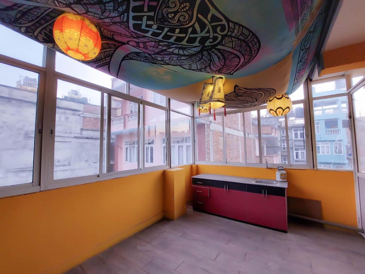 Bodhi Tree Hostel Катманду Экстерьер фото